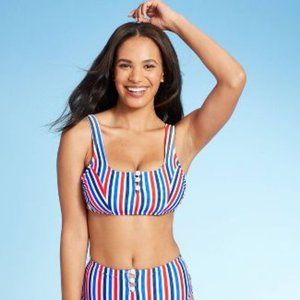 NWT Ribbed Button-Front Bralette Bikini Top, D/DD